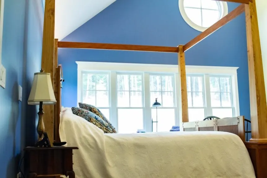 Luxury home: master bedroom